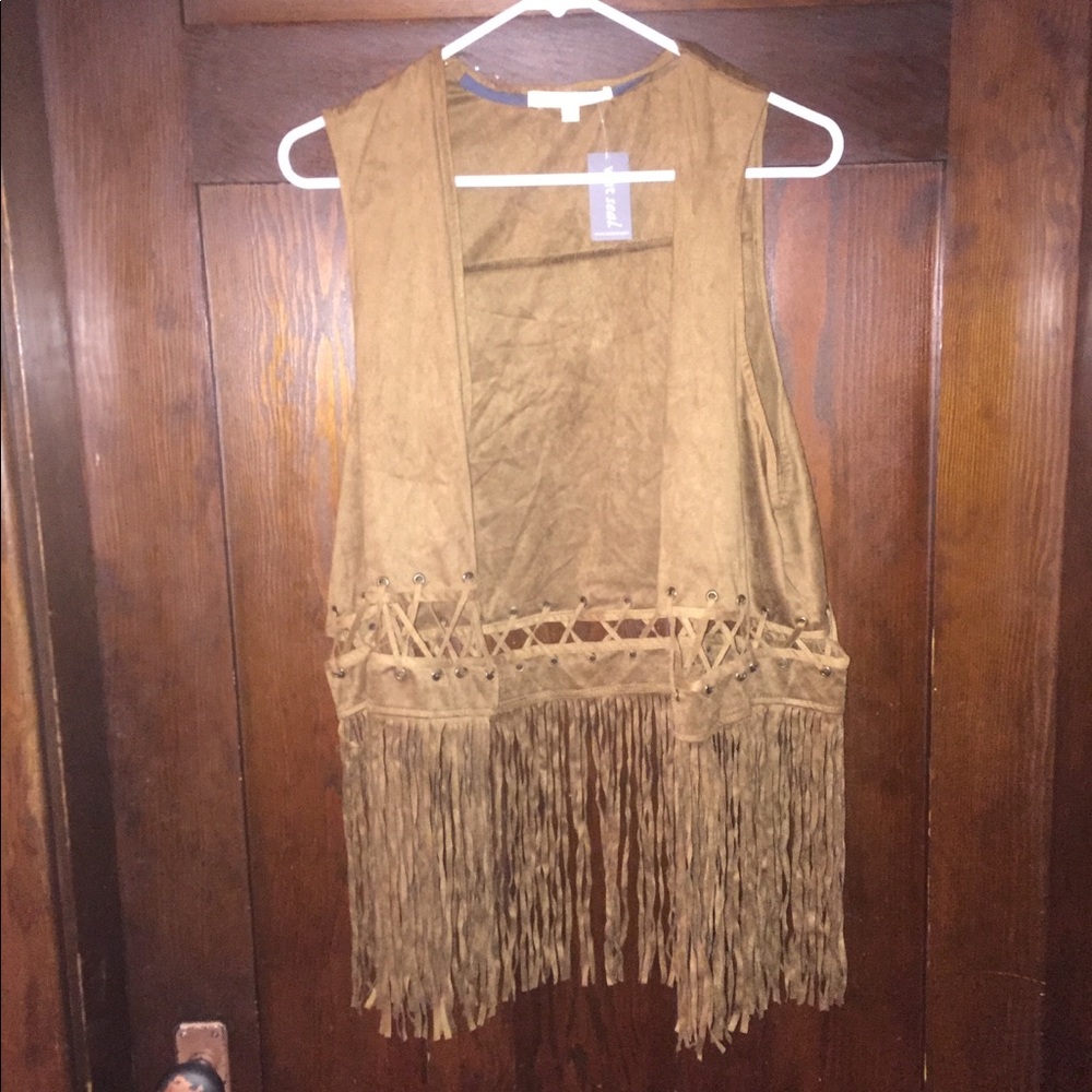 Bono fringe vest